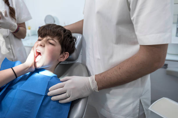 Best Broken or Cracked Tooth Emergency Dentist in Coopersburg, PA